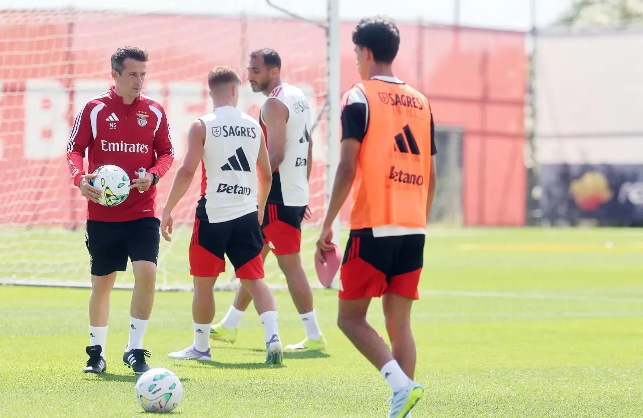 Benfica: bilhetes esgotados para jogo com o Flamengo